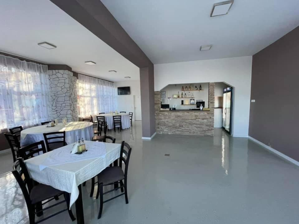 Guest House Zoreni Mociu Экстерьер фото